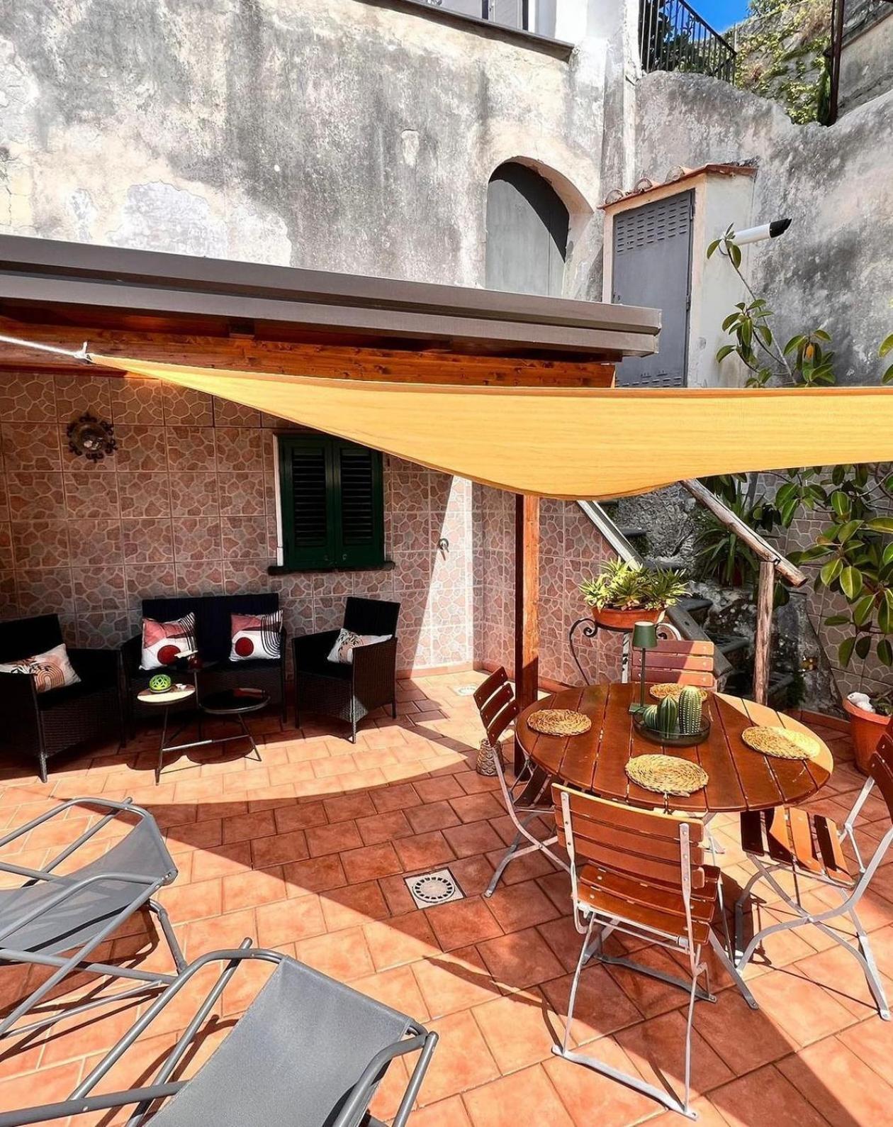 Isabel'S House Apartment Vietri Екстериор снимка